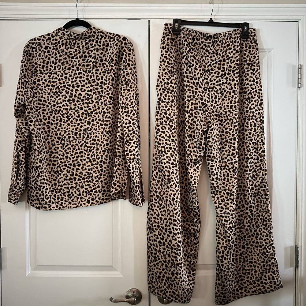 Leopard Print Co-Ord Set - Picture 9 of 10